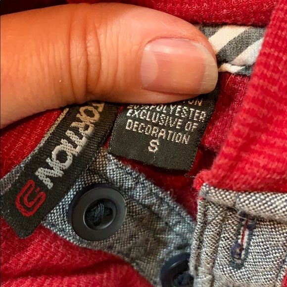 Boys Red Hoodie with patch sleeves | Size S | - Picture 4 of 4